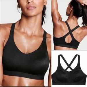 34D Victoria’s Secret Sports Bra